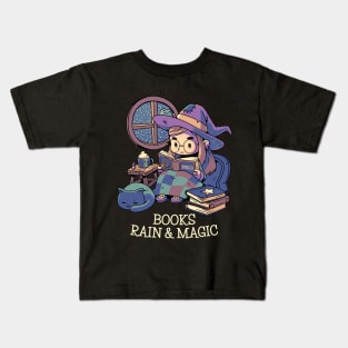 Books Rain & Magic // Spooky Halloween Fall Witch Kids T-Shirt